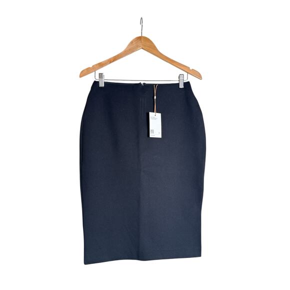 Quince NWT Black Ultra-Stretch Ponte Pencil Skirt Women’s Size Small - Picture 2 of 9